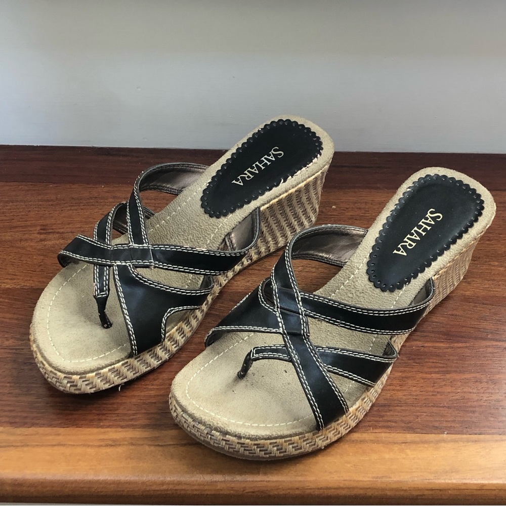 Thong Wedge Platform Sandals by Sahara. Brown Size 7.5